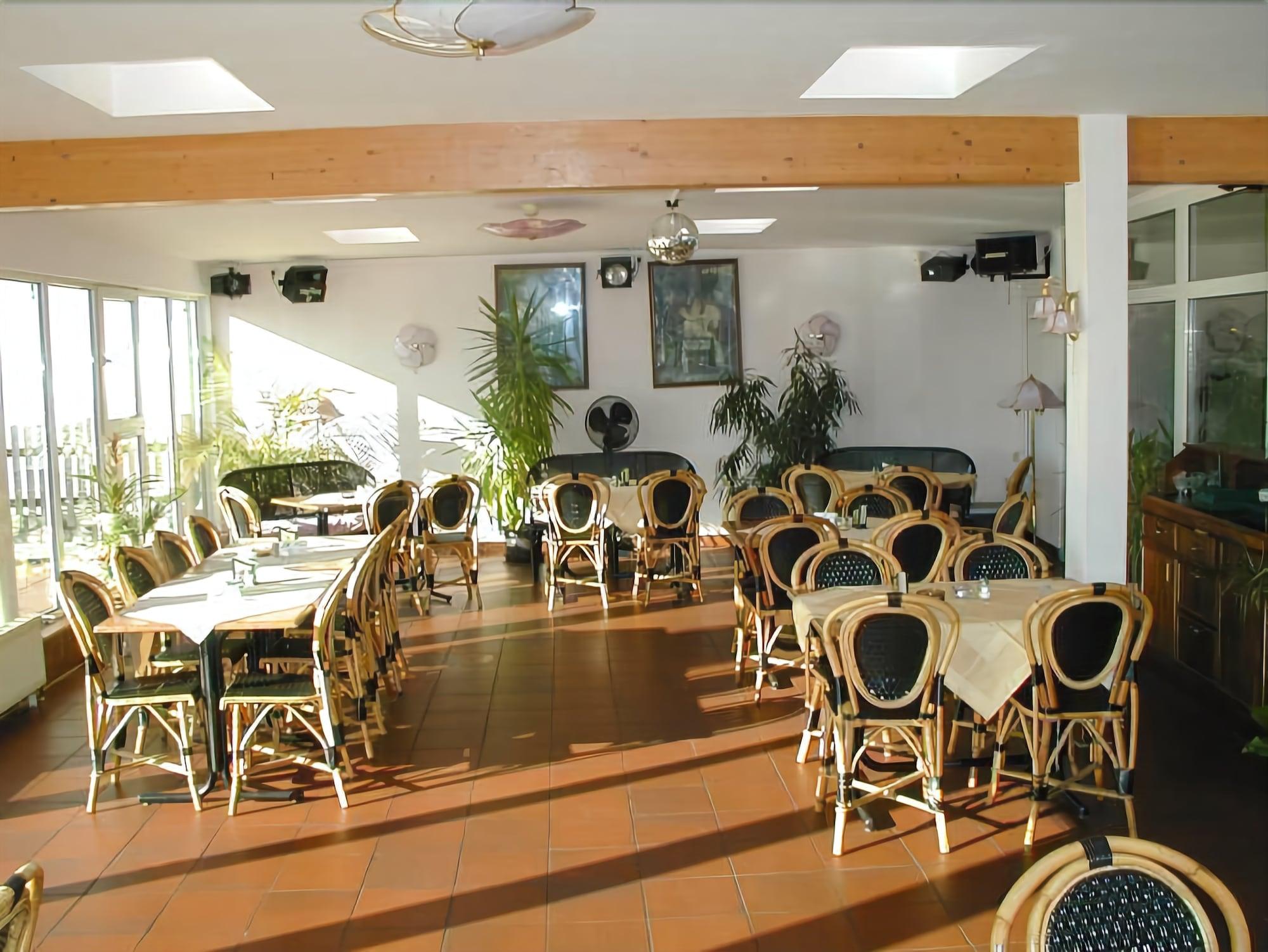 Hotel Lindenberger Hof Ahrensfelde Eksteriør billede
