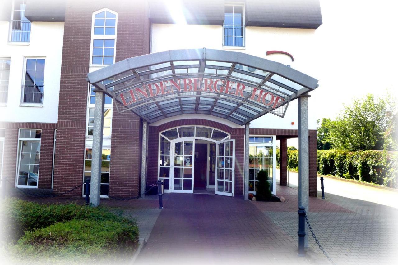 Hotel Lindenberger Hof Ahrensfelde Eksteriør billede